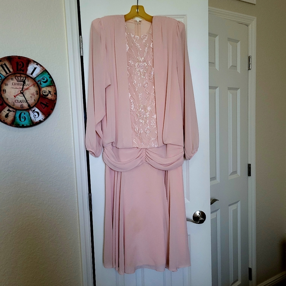 Elegant Long Sleeve Peach Dress